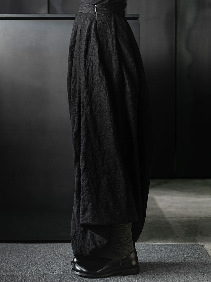 CHIAHUNG SU<br>DRAPE SKIRT / BLACK