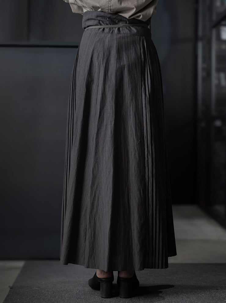 individual sentiments<br />WOMENS プリーツロングスカート / CHARCOAL