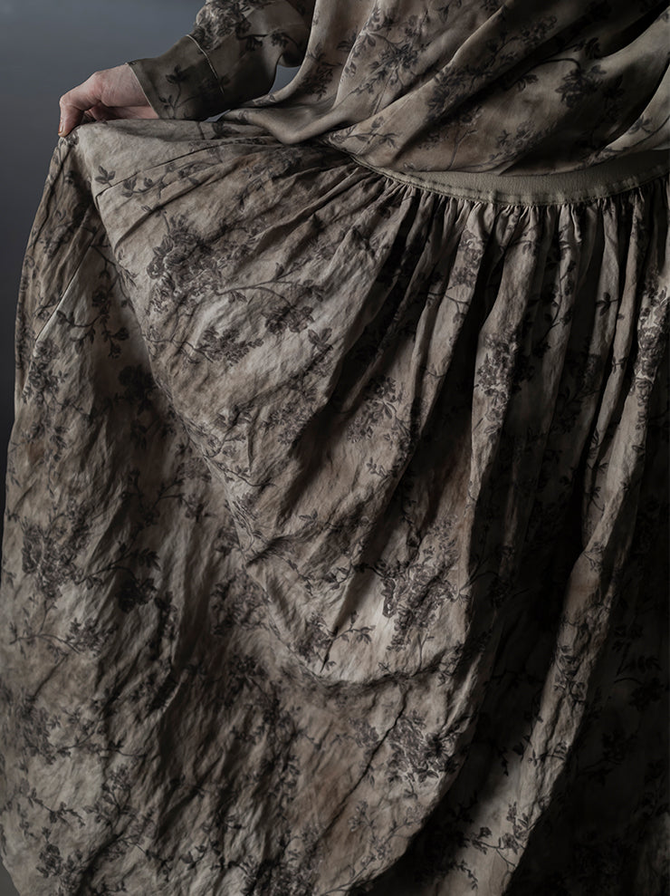 UMA WANG<br> WOMENS FLOWER PRINT SKIRT / DIRTY WHITE x GREY