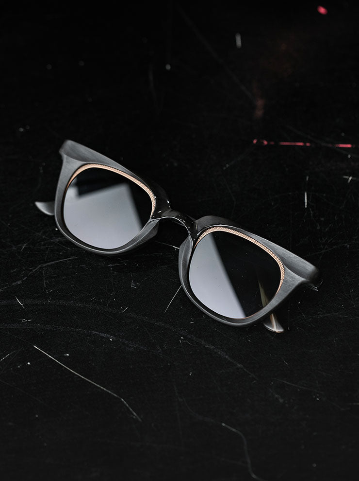 RIGARDS<br>GENUINE HORN フレームサングラス / BLACK / RG1007
