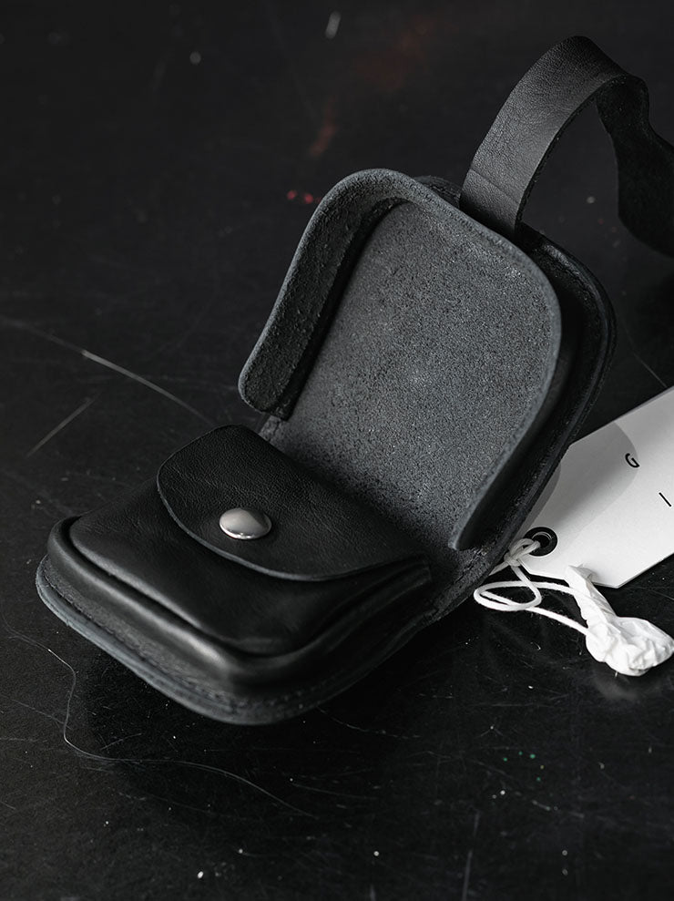 GUIDI<br>レザーコインパース with キーリング W10 BLKT / HORSE FULL GRAIN