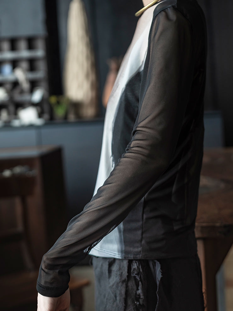 IA LONDON<br>WOMENS FITTED MESH TOP / SEMI-COUTURE PRINT