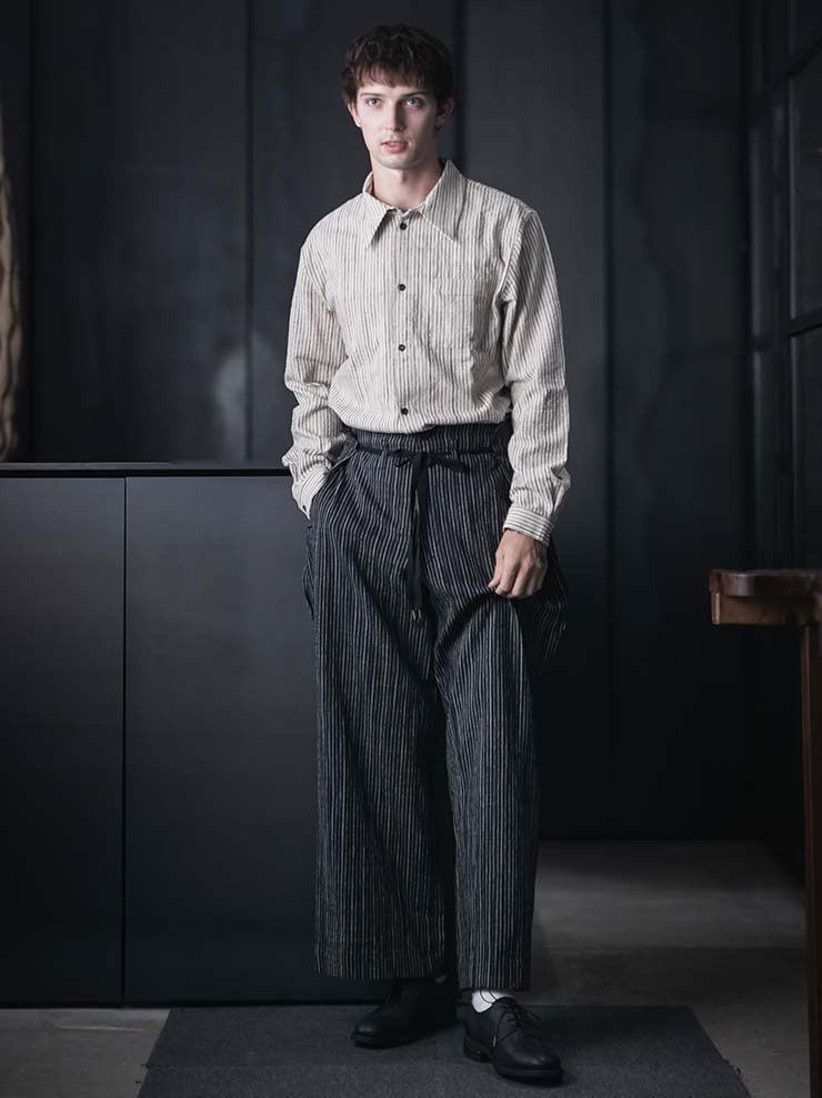 individual sentiments<br> UNISEX loose fit long shirt / ecru white