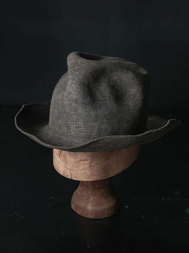 HORISAKI<br>ラビットファーフェルトハット RHNOS007 - fw26 / GREY ROCK