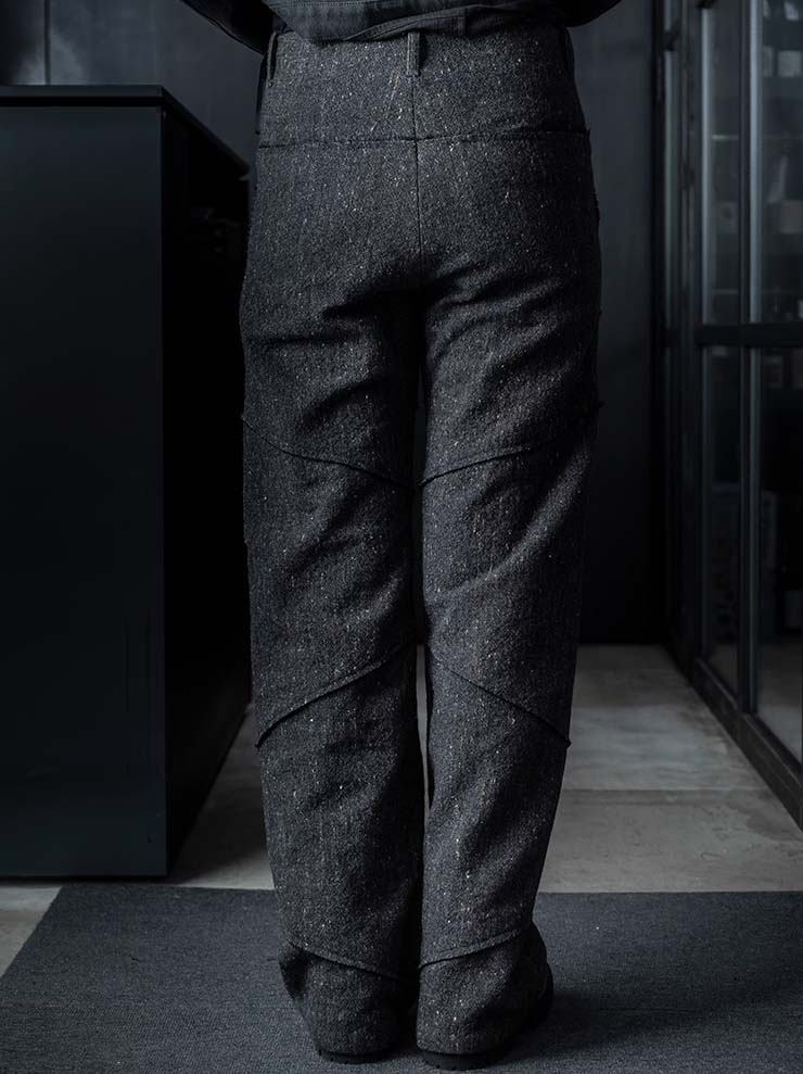 K'ANG<br>MENS SANPIETRINI PACHED WIDE FIT TROUSERS / DARK GREY