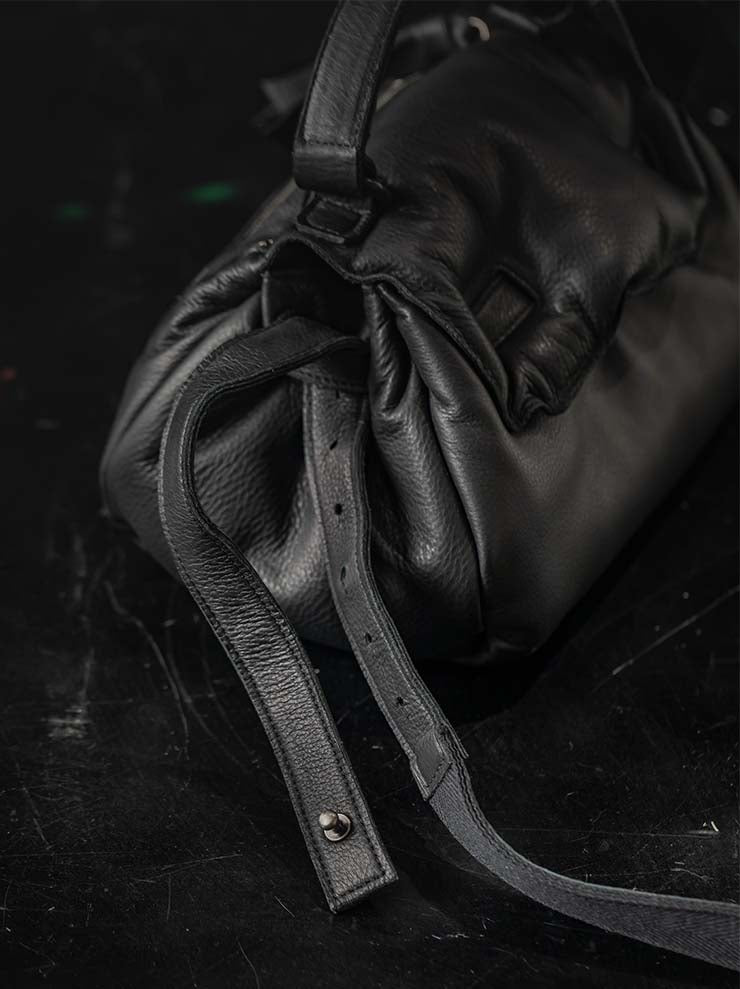 TUFORÉE<br> Leather bag / REAR SMALL / BLACK
