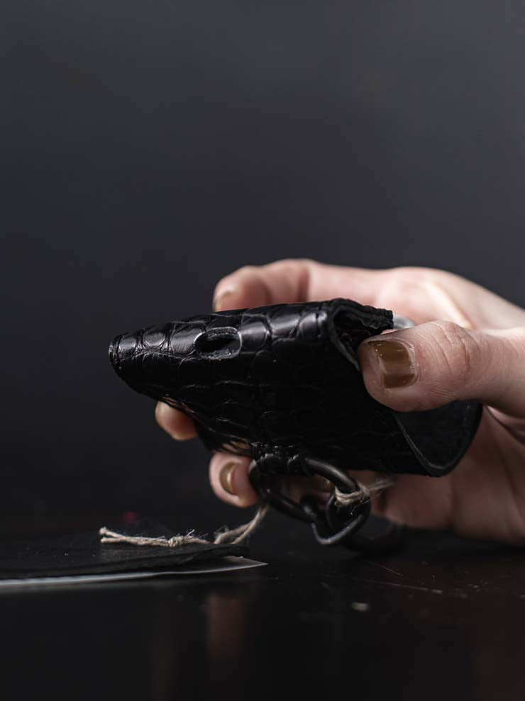 tagliovivo<br>エアポッズケース CROCODILE / BLACK<br>- exclusive for 24th of AUGUST -