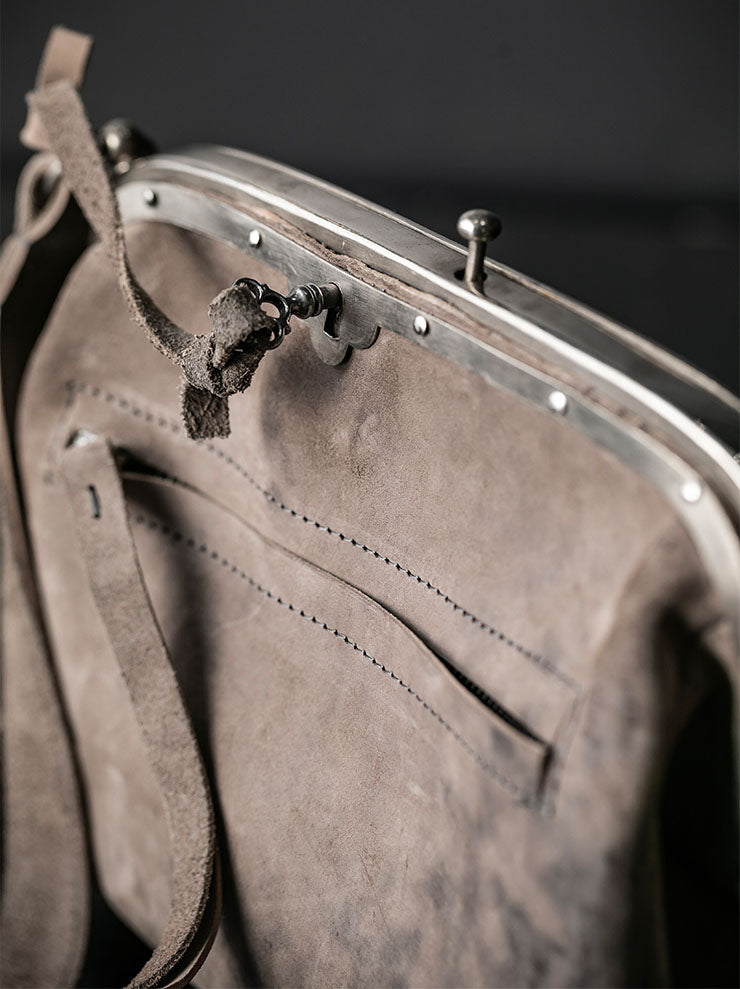 MDK – MIRANDA KALOUDIS<br>FRENCH LOCK BAG L / HORSE LEATHER / NATURAL SHADES