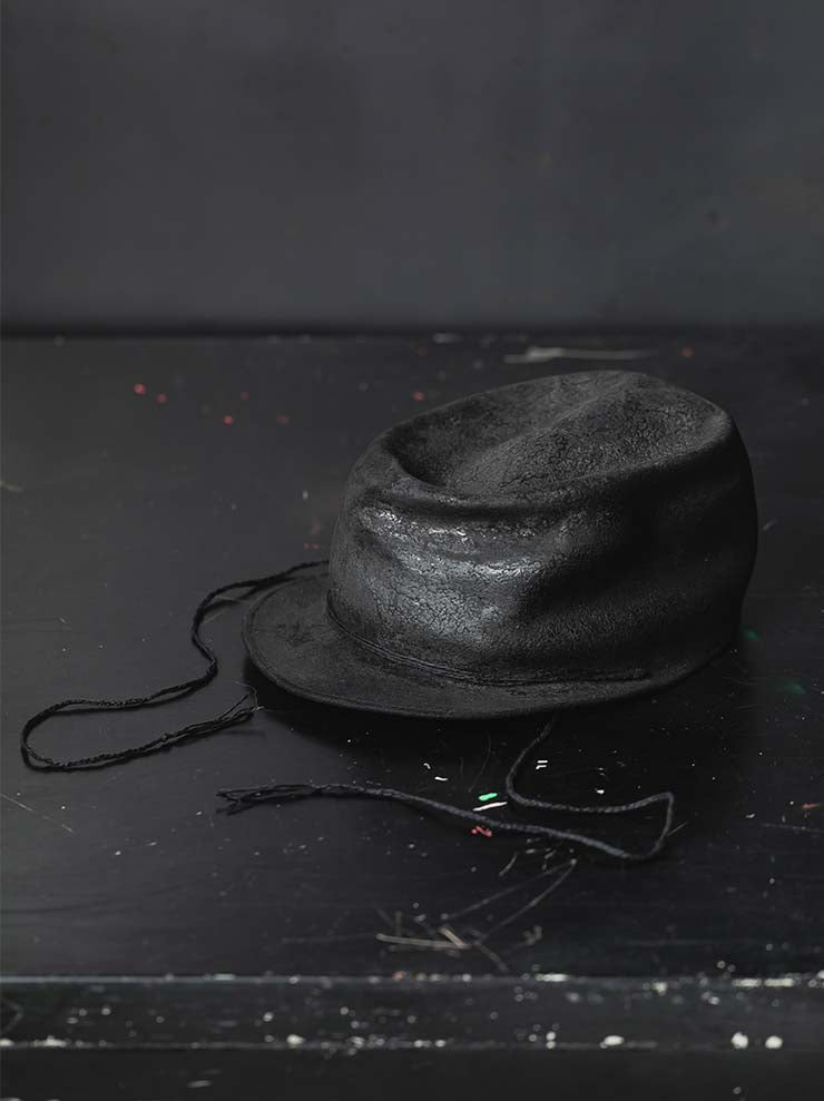 HORISAKI<br>ONE OF A KIND COLLECTION ラビットファーフェルトチンストラップ付きハット OOAK25 NO.59 / BLACK HB