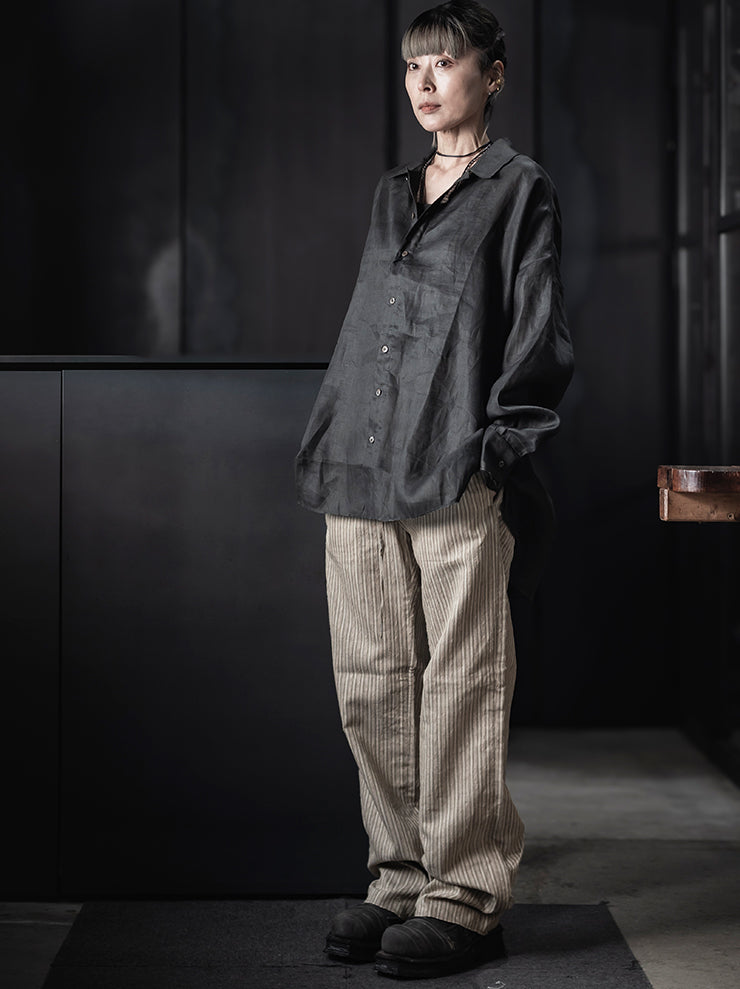 K’ANG <br>Unisex oversized back pleated shirt / DARK GREEN