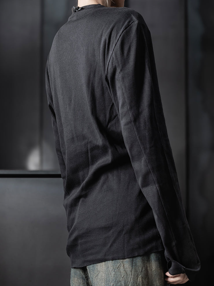 K’ANG <br>Unisex front buttoned round T-shirt / BLACK