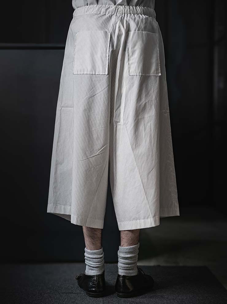 WRIGHT + DOYLE<br>UNISEX MELDON SHORTS / CHALK BRICK PINSTRIPE