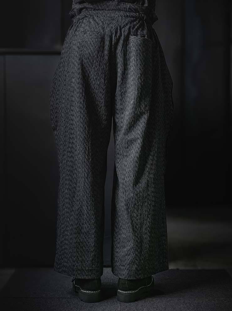 individual sentiments<br />UNISEX ラップワイドパンツ / BLACK