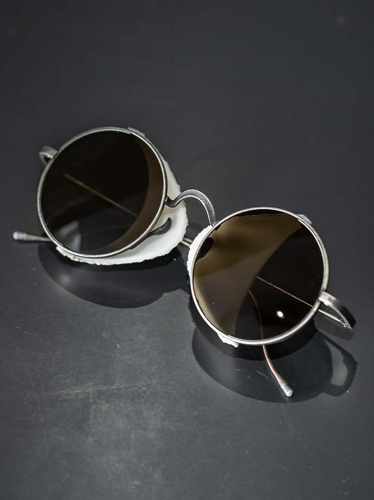 RIGARDS × UMA WANG<br/>STAINLESS STEEL & NATURAL STONES フレームサングラス / VINTAGE GOLD / RG00UW1