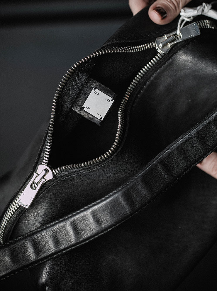 GUIDI<br> Small Handle Bag JAN3 BLKT / SOFT HORSE FULL GRAIN