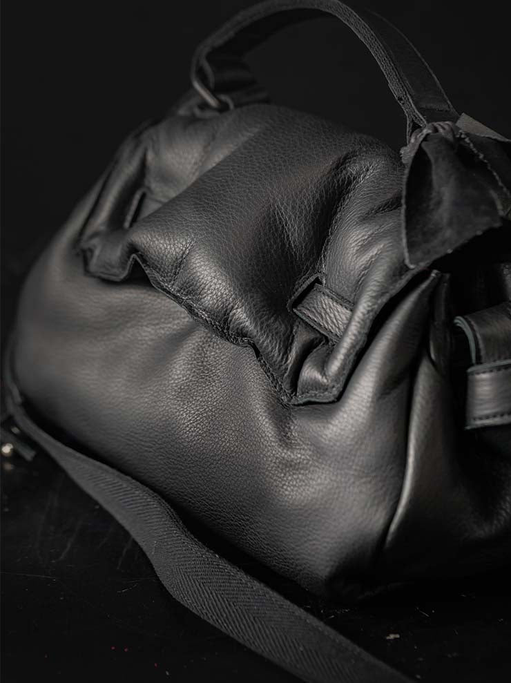 TUFORÉE<br> Leather bag / REAR SMALL / BLACK