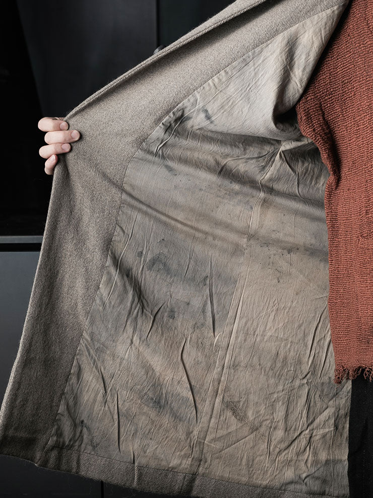 toward(s)<br>SHEEP CAMEL MIX WOOL STOCK COAT / UNDYED BEIGE
