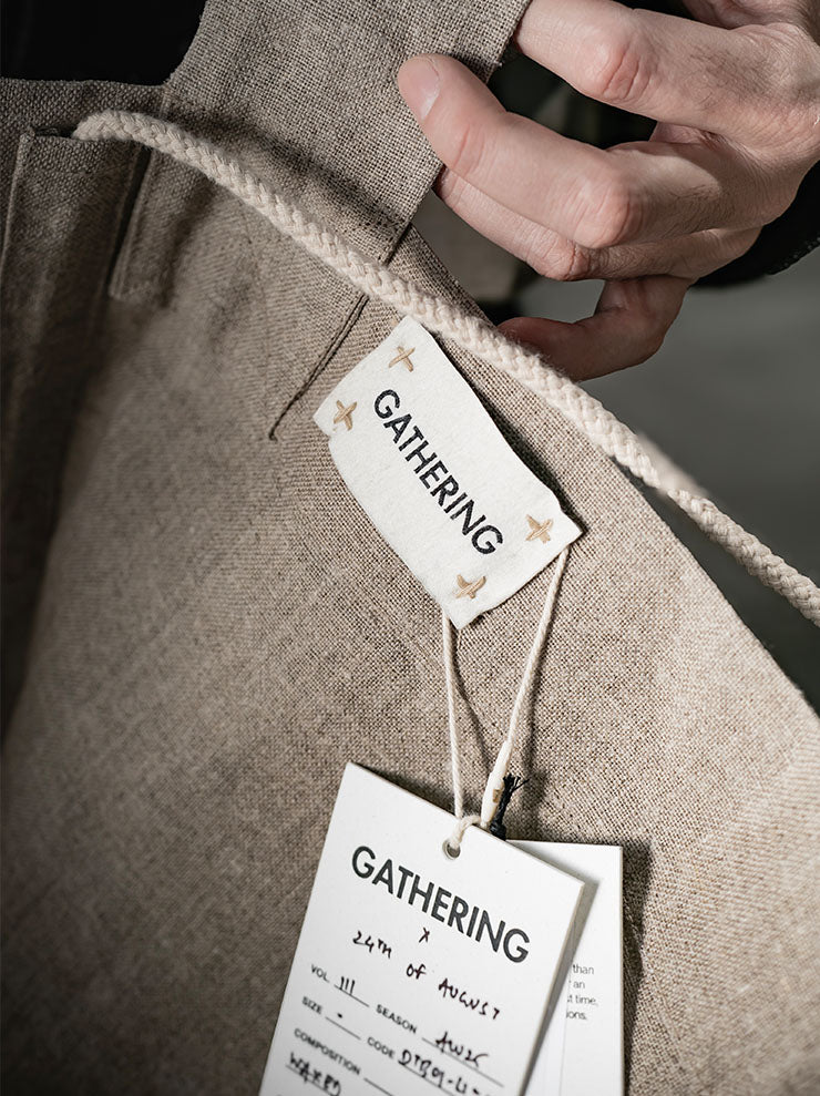 GATHERING<br>DOUBLE BAG / NATURAL