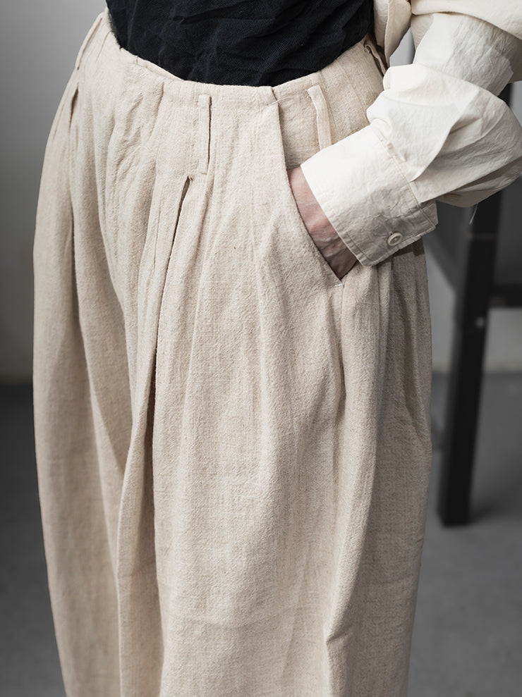 KINYAN LAM<br>UNISEX リラックスプリーツトラウザー / RAW WHITE
