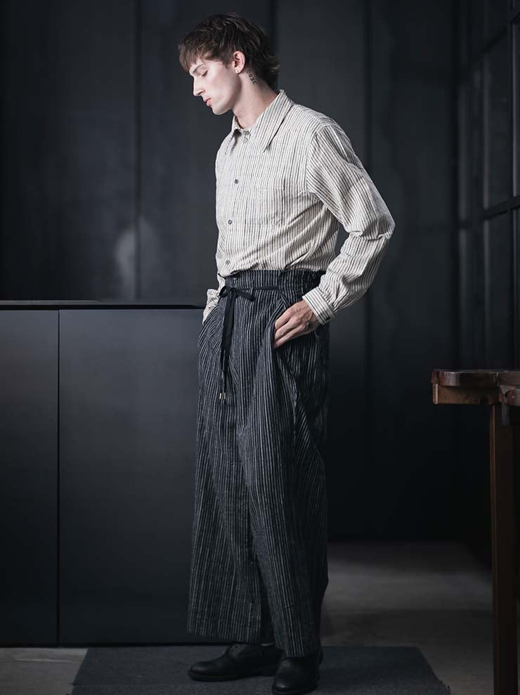 individual sentiments<br> UNISEX loose fit long shirt / ecru white