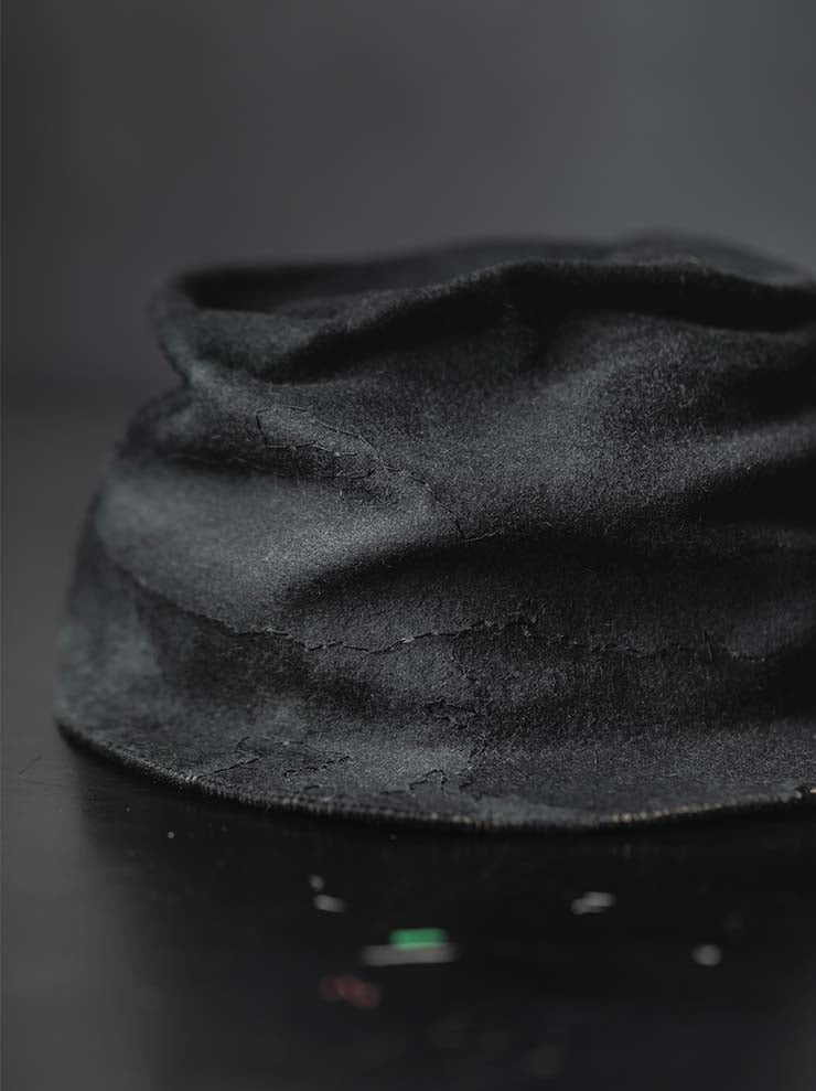 HORISAKI<br>ONE OF A KIND COLLECTION ラビットファーフェルトハンドダイハット OOAK25 NO.45 / GREY MELANGE EB