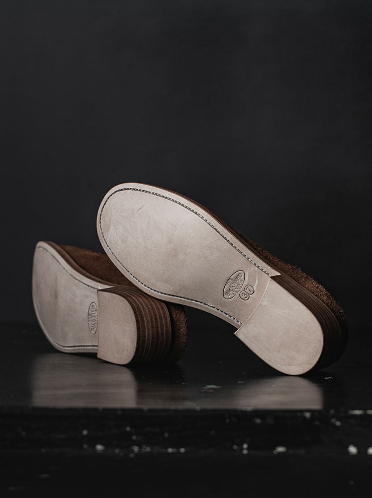 THE BACKWARD VENDOR<br>レリックミュール / Brown