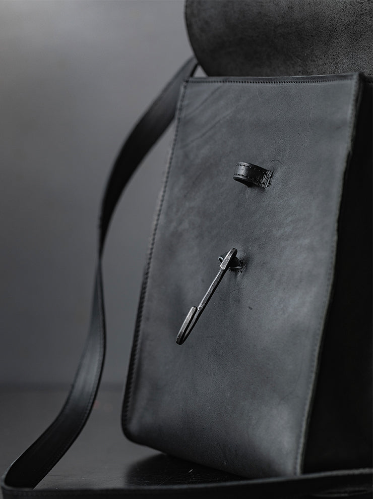 tagliovivo<br>ドクタークロスボディバッグ CULATTA RAW / Black