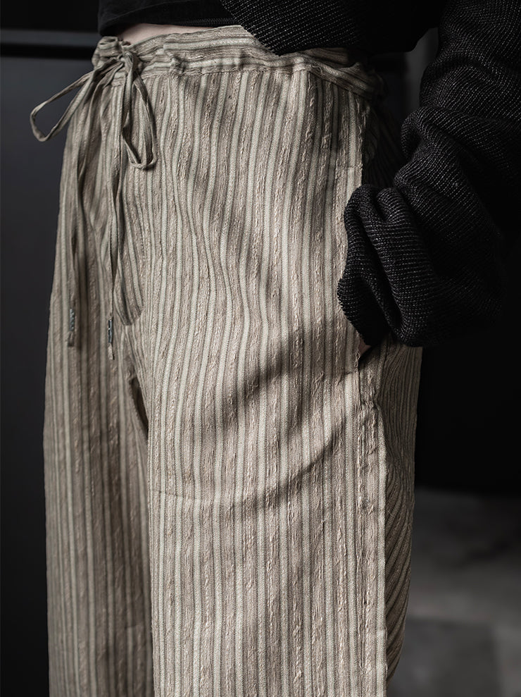 K’ANG <br>Unisex straight-fit trousers with waist strap / GREY