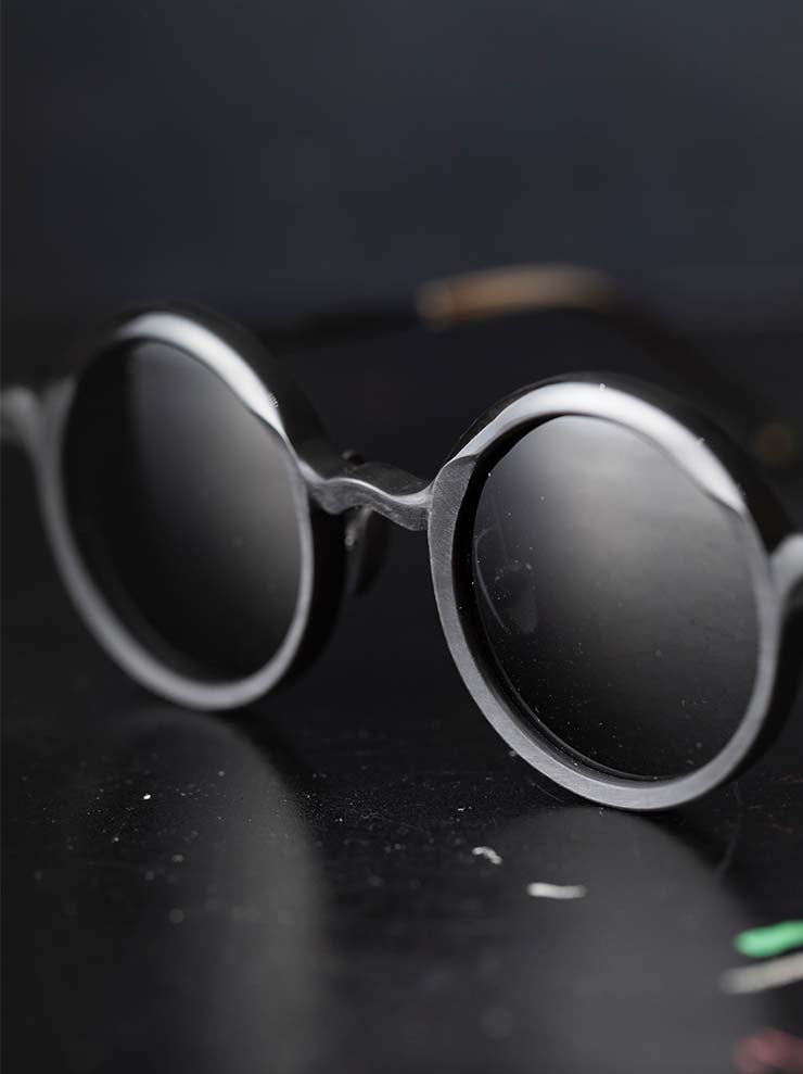 RIGARDS × UMA WANG<br/>GENUINE HORN & TITANIUM フレームサングラス / BLACK / RG00UW18