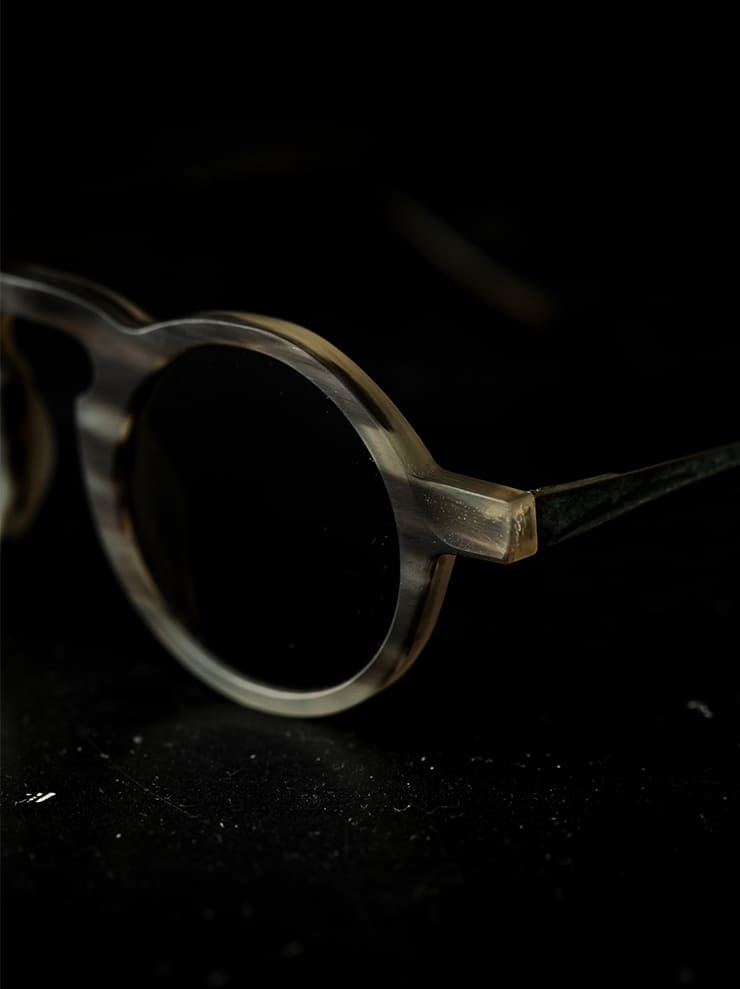 UMA WANG × RIGARDS <br>Water Buffalo Horn x Beta Titanium Sunglasses / CAMO