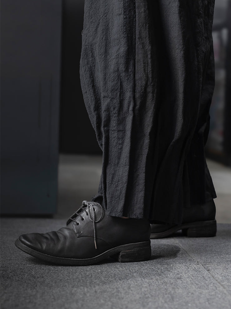 CHIAHUNG-SU<br>UNISEX HAND WOVEN & DYED PLEATED TROUSER / BLACK