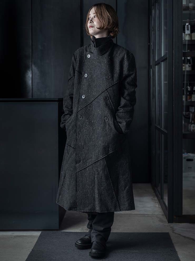 K'ANG<br>UNISEX SANPIETRINI PACHED DOUBLE BREASTED COAT / DARK GREY