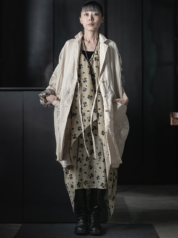 CHIAHUNG SU<br>STRAPPING DAMAGE WASHED & HAND WOVEN COAT / ECRU