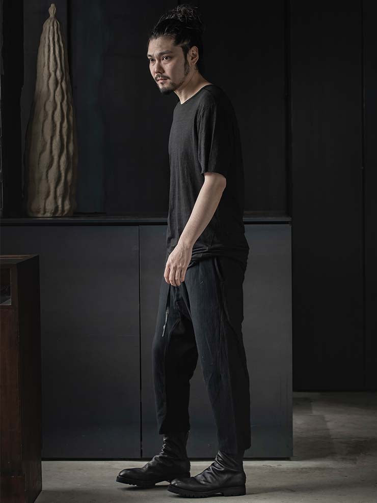 69 by ISAAC SELLAM<br>MENS ダイアゴナルカットリネンショートスリーヴTシャツ / NOIR