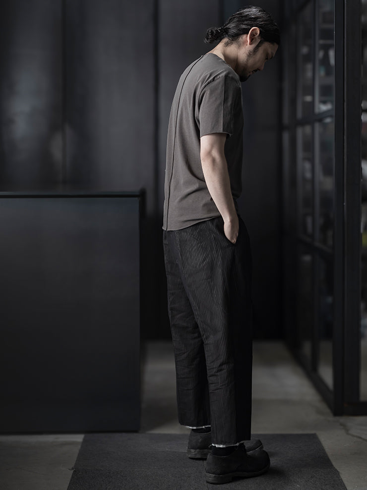 individual sentiments<br />UNISEX ベーシックショートスリーブTシャツ / BROWN GRAY