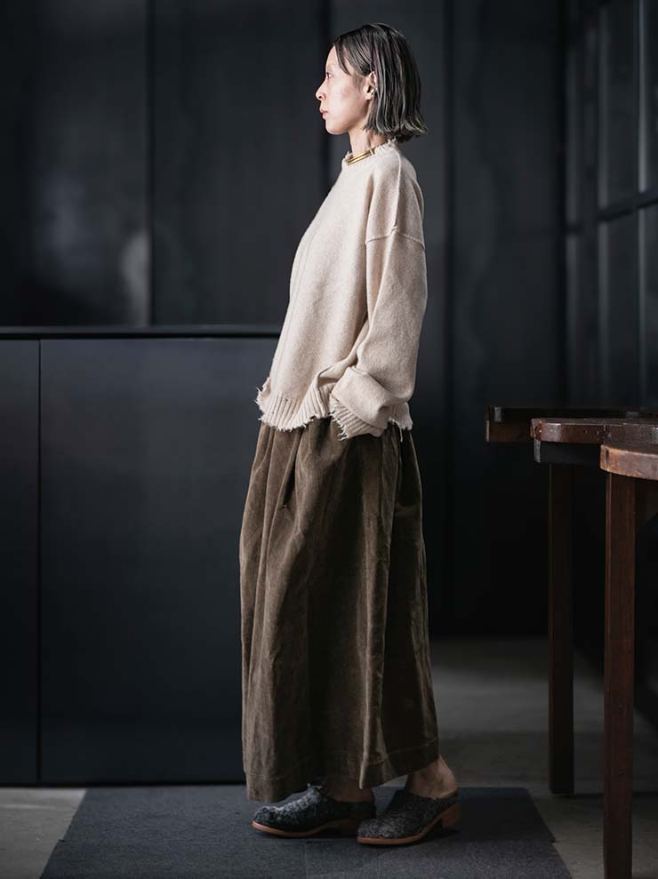 UMA WANG<br> WOMENS CACHMERE LONG SLEEVE KNIT / TAN