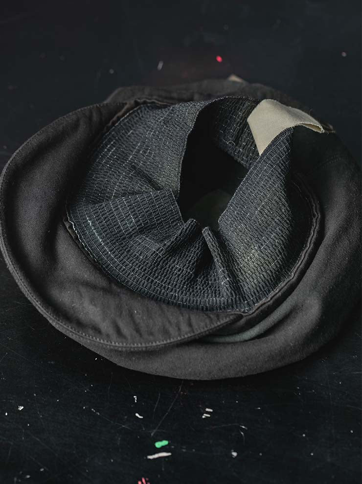 HORISAKI<br>ONE OF A KIND COLLECTION ハンドダイコットンハット OOAK25 NO.97 / GREY