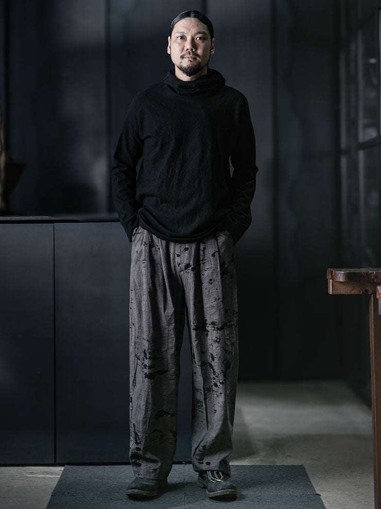 CHIAHUNG SU<br>MENS HAND WOVEN & DYED WIDE HAREM TROUSER / UNEVEN GREY
