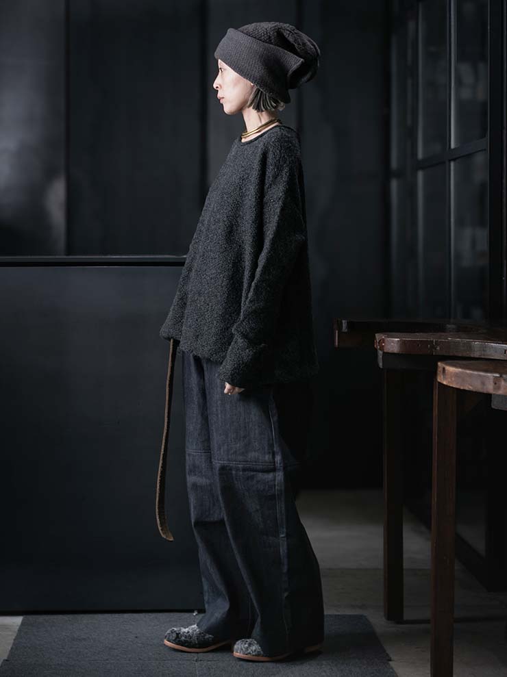 DANIEL ANDRESEN<br>プルオーバー/ Anthracite