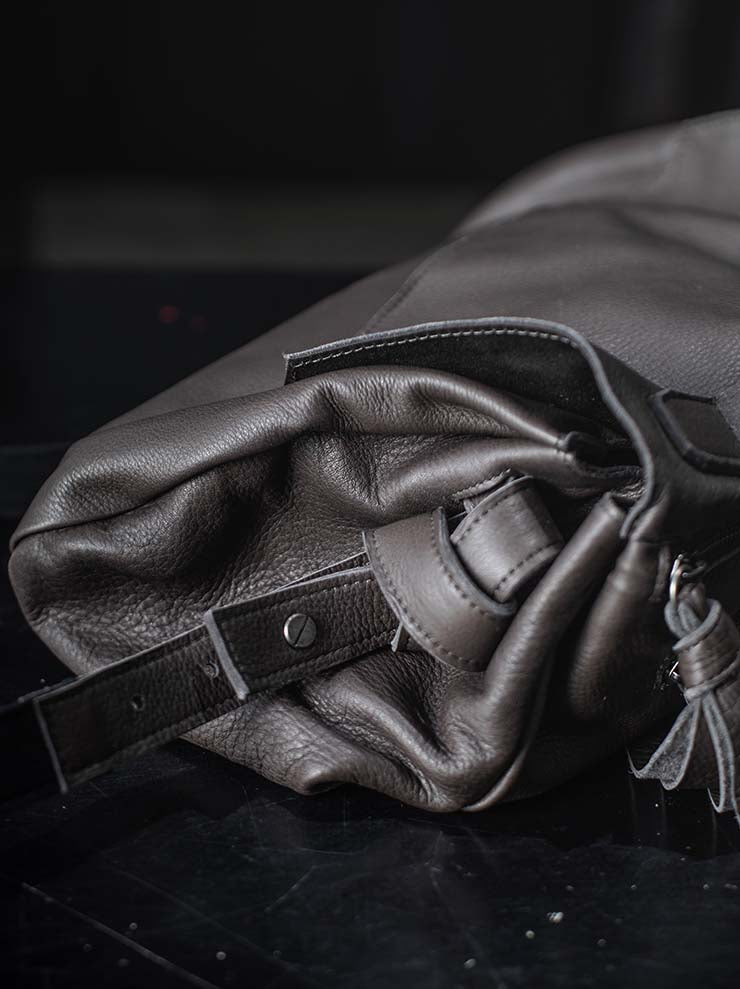 TUFORÉE<br> Leather bag / REAR FLAT MEDIUM / DARK BROWN