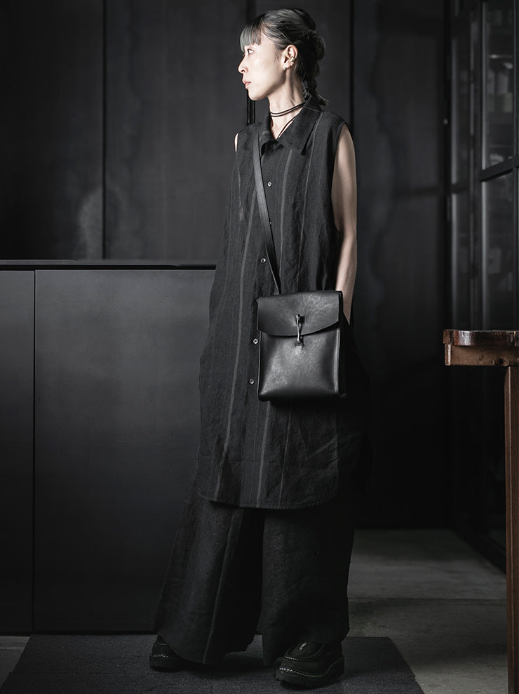 CHIAHUNG SU<br>HAND WOVEN & DYED STRIPPED WIDE TROUSERS / DYED BLACK