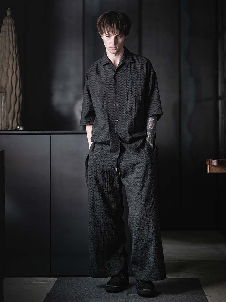 individual sentiments<br />UNISEX ラップワイドパンツ / BLACK