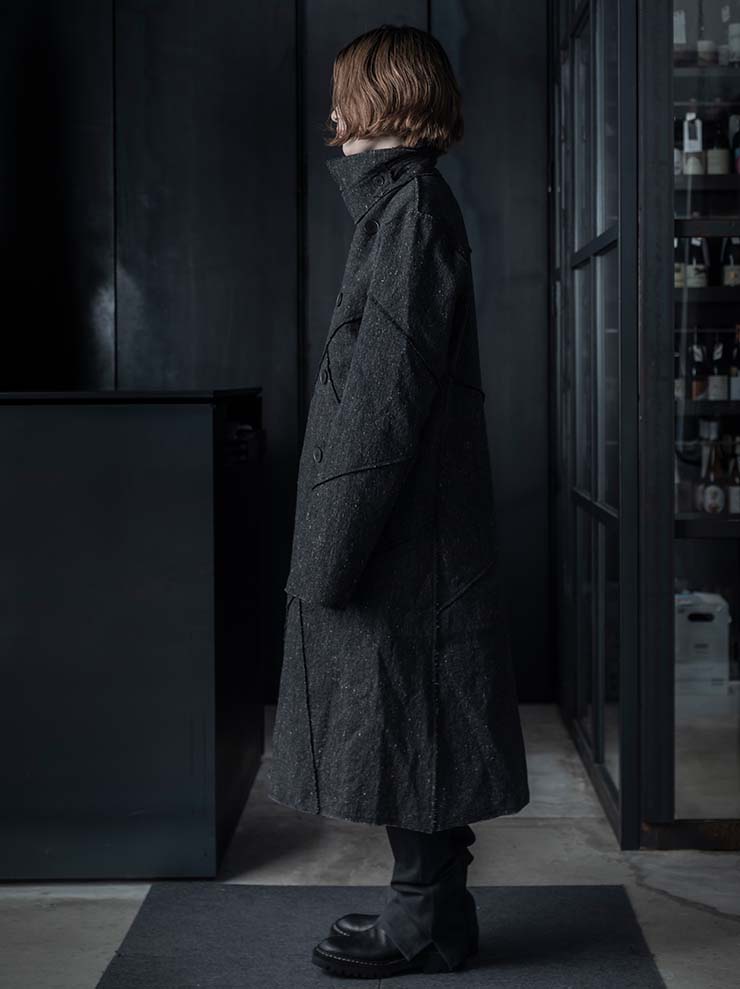 K'ANG<br>UNISEX SANPIETRINI PACHED DOUBLE BREASTED COAT / DARK GREY