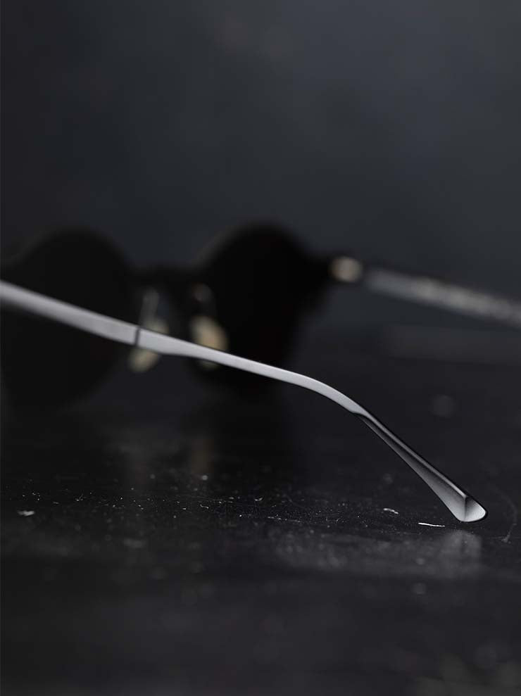 RIGARDS<br/>GENUINE HORN & TITANIUM フレームサングラス / BLACK / RG1928