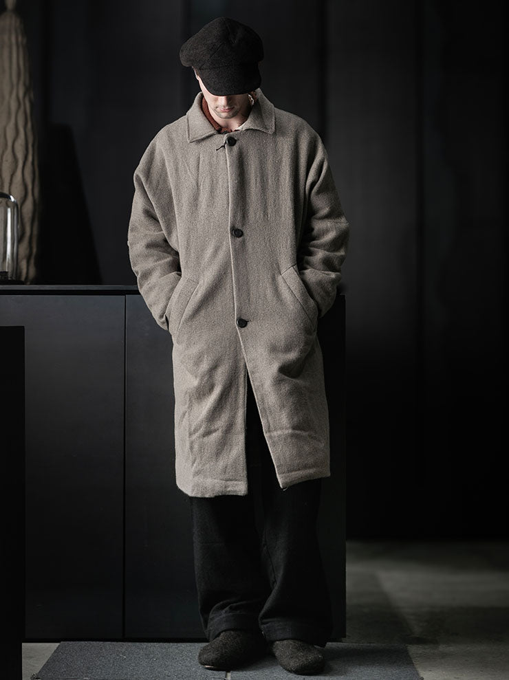 toward(s)<br>SHEEP CAMEL MIX WOOL STOCK COAT / UNDYED BEIGE