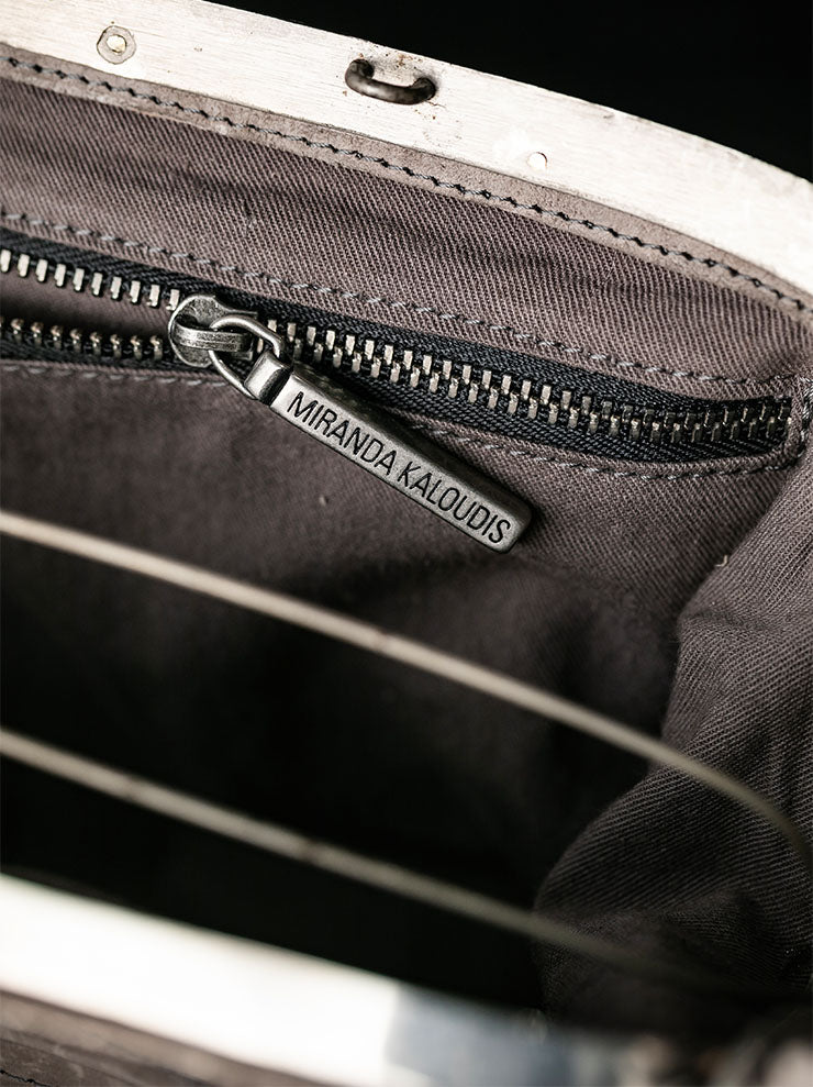 MDK – MIRANDA KALOUDIS<br>FRENCH LOCK BAG L / HORSE LEATHER / NATURAL SHADES