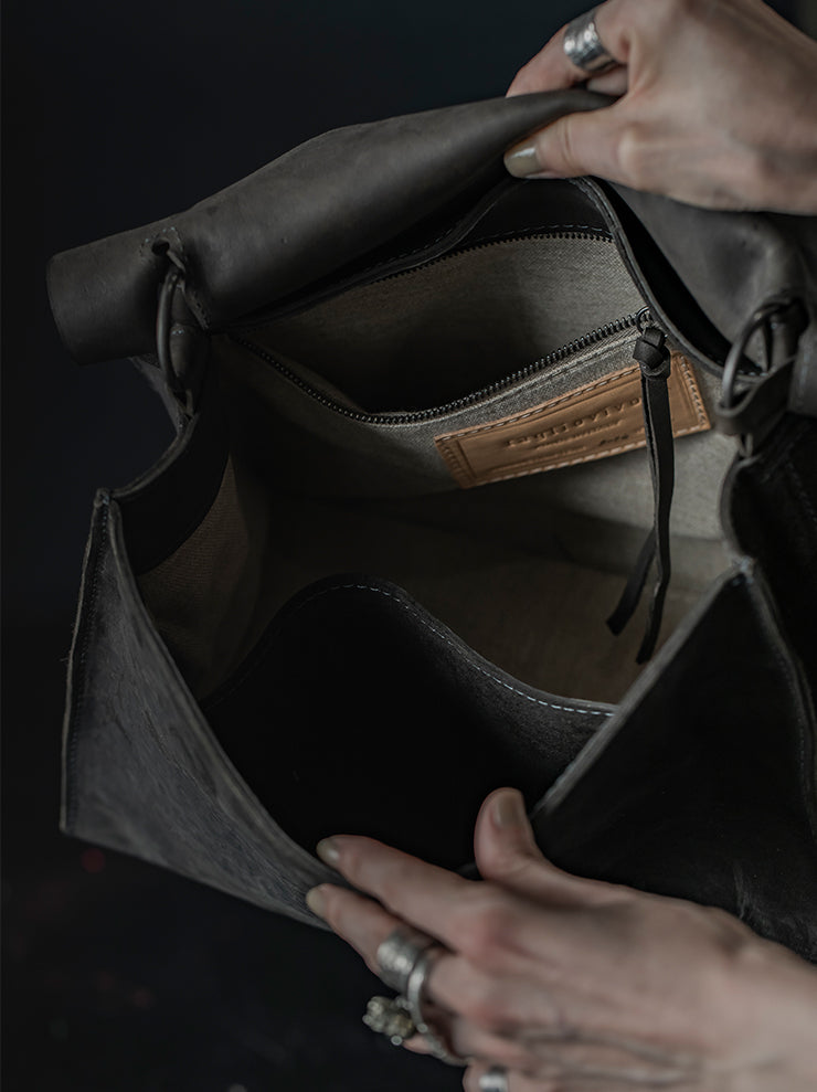 tagliovivo<br>ショルダーバッグ L CULATTA REVERSE / ONYX