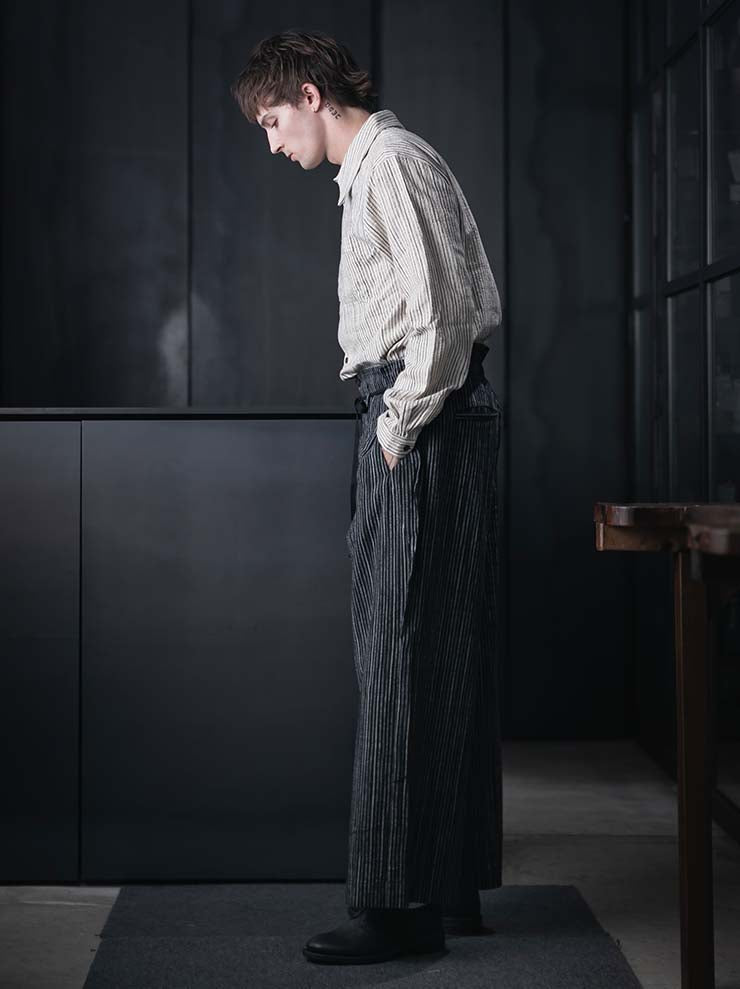 individual sentiments<br>UNISEX ラップワイドパンツ / black