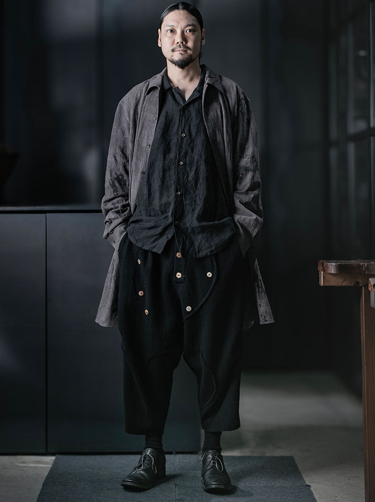 CHIAHUNG SU<br>MENS HAND WOVEN LOW CROTCH THICK WOOL TROUSER / BLACK STRIPE