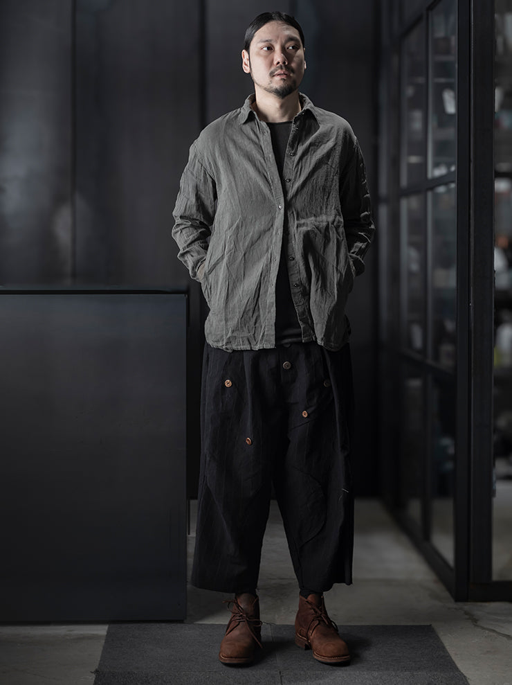 CHIAHUNG-SU<br>UNISEX HAND WOVEN ELONGATE STRIPE SHIRT / STONE GREY STRIPE